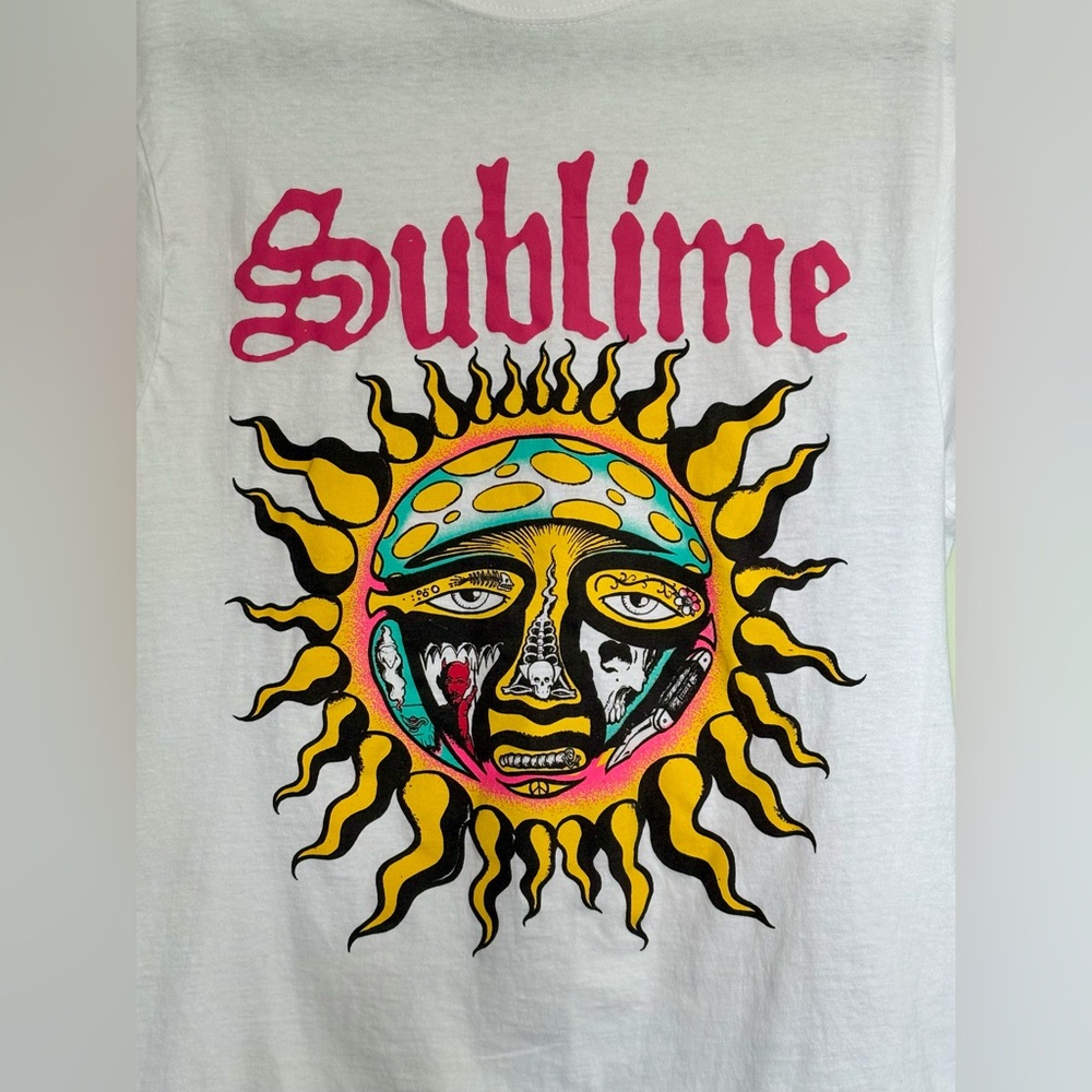 Sublime Graphic T-Shirt size M NWOT - Picture 2 of 4